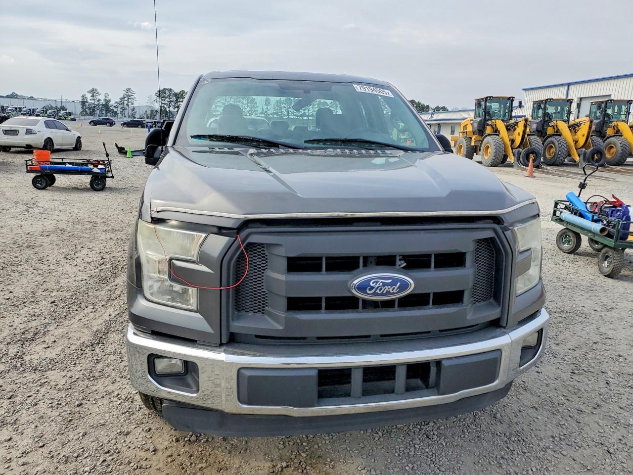 2015 Ford F150 Super Cab - Image 5