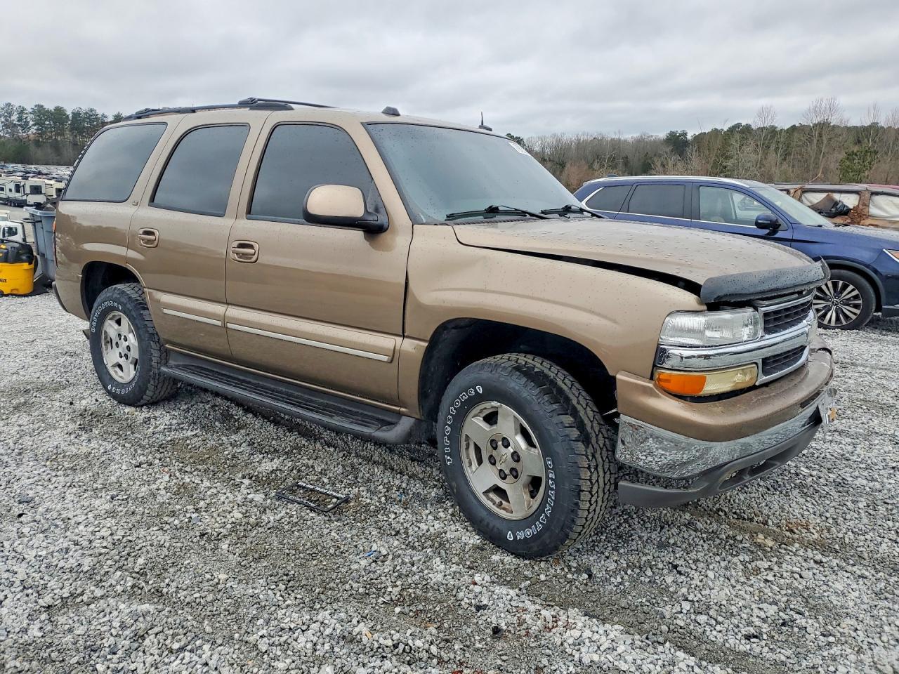 2004 Chevrolet Tahoe C1500 - Image 4
