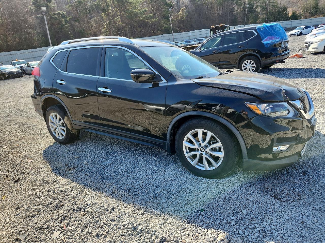 2017 Nissan Rogue S - Image 4