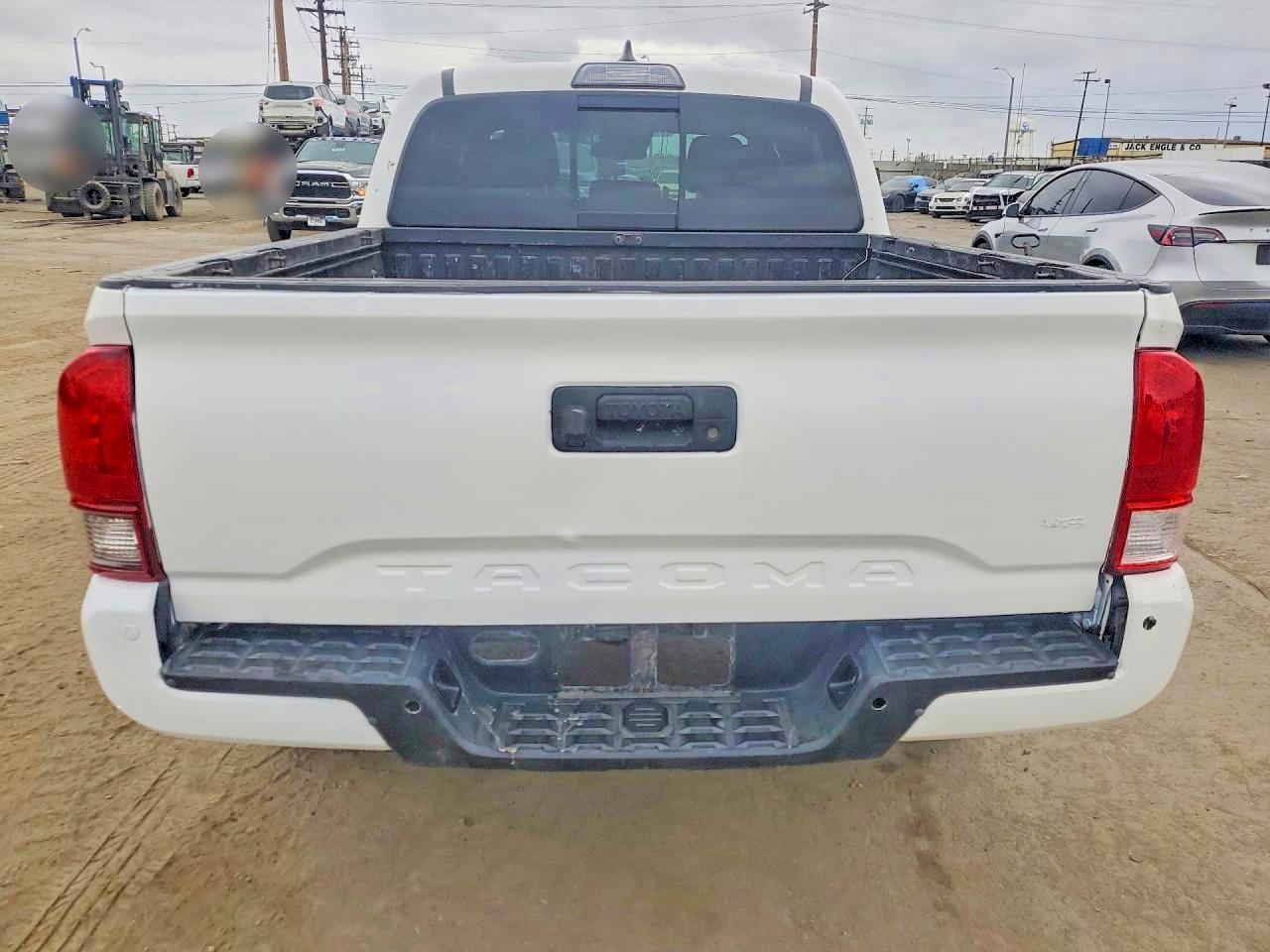 2019 Toyota Tacoma Double Cab - Фото 6