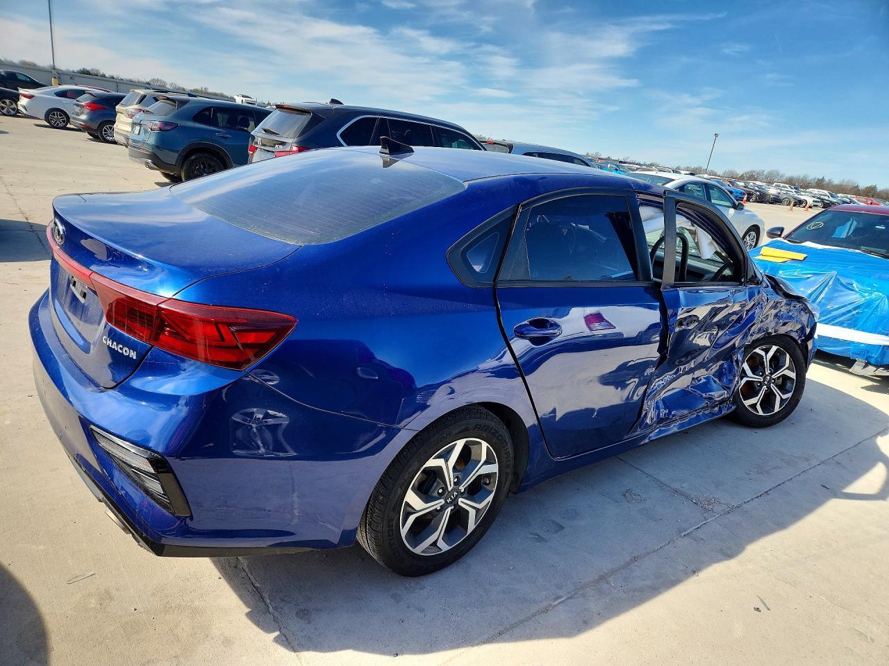 2021 Kia Forte Fe - Фото 3
