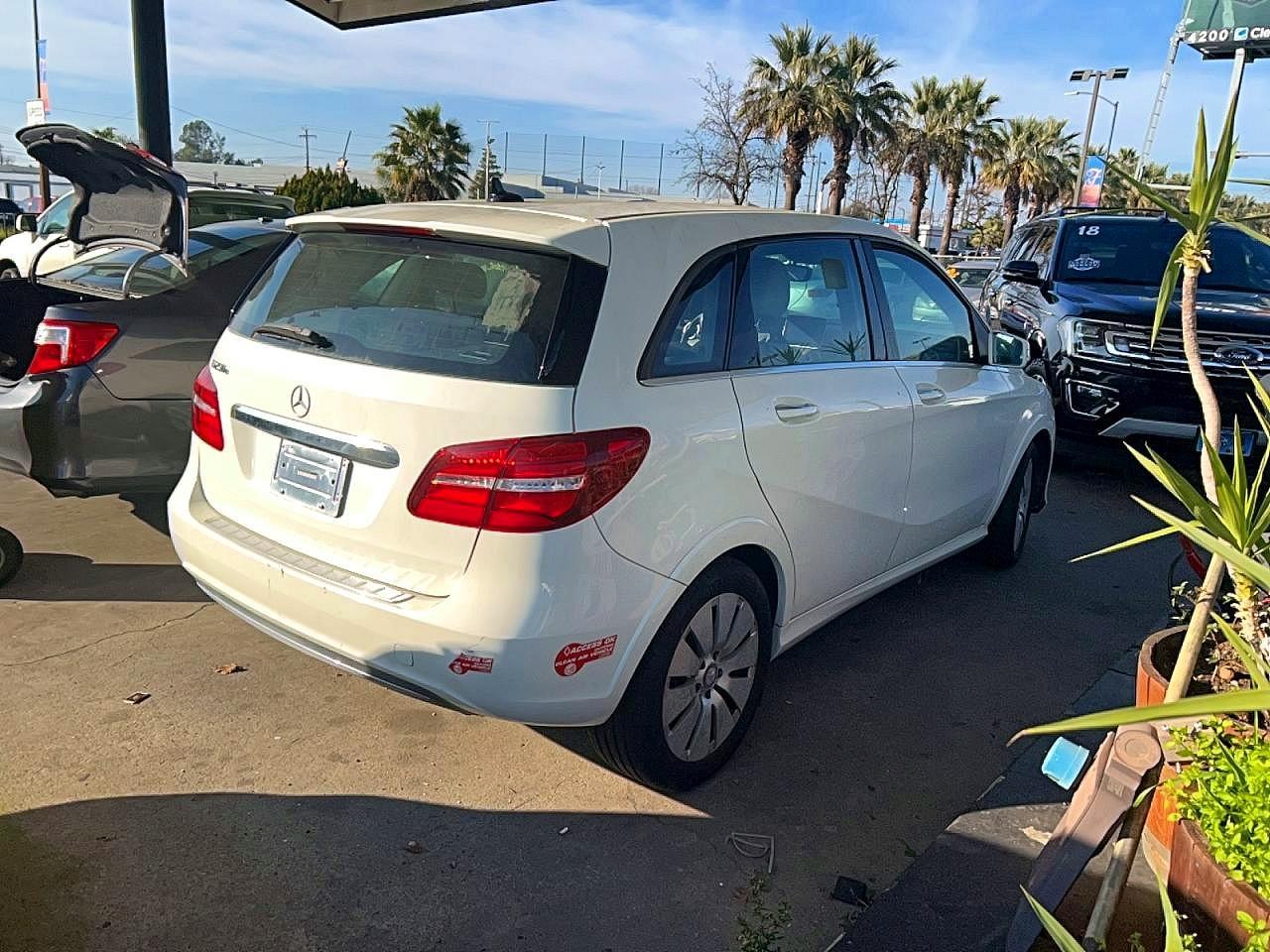 2017 Mercedes-Benz B 250E - Фото 4
