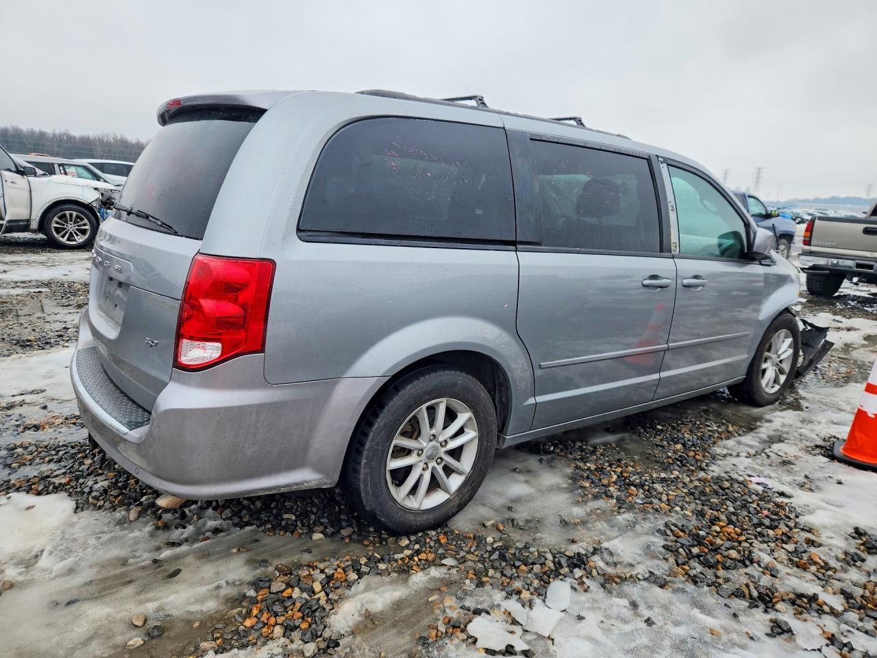 2015 Dodge Grand Caravan Sxt - Фото 3