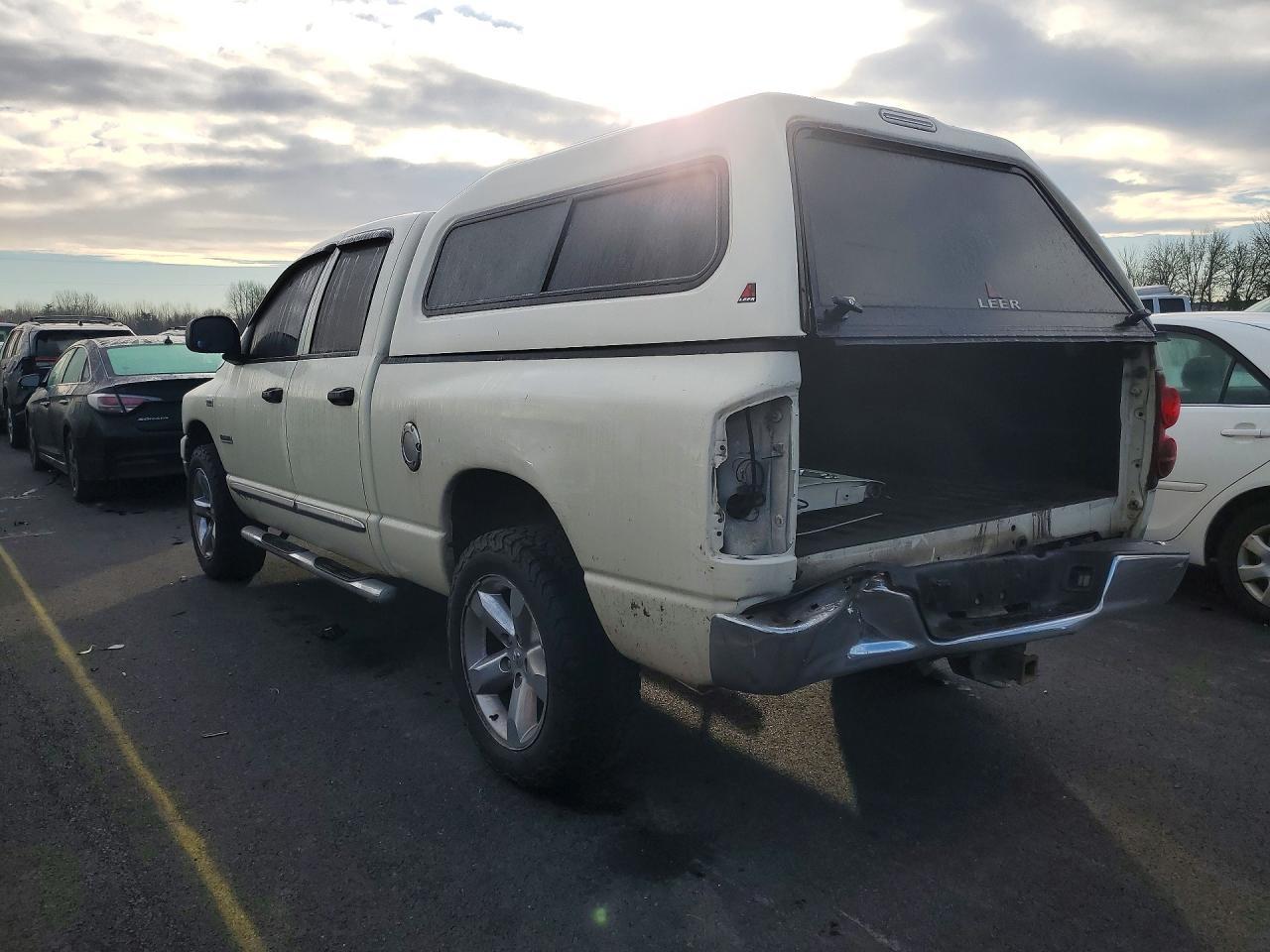 2008 Dodge Ram 1500 St - Фото 2