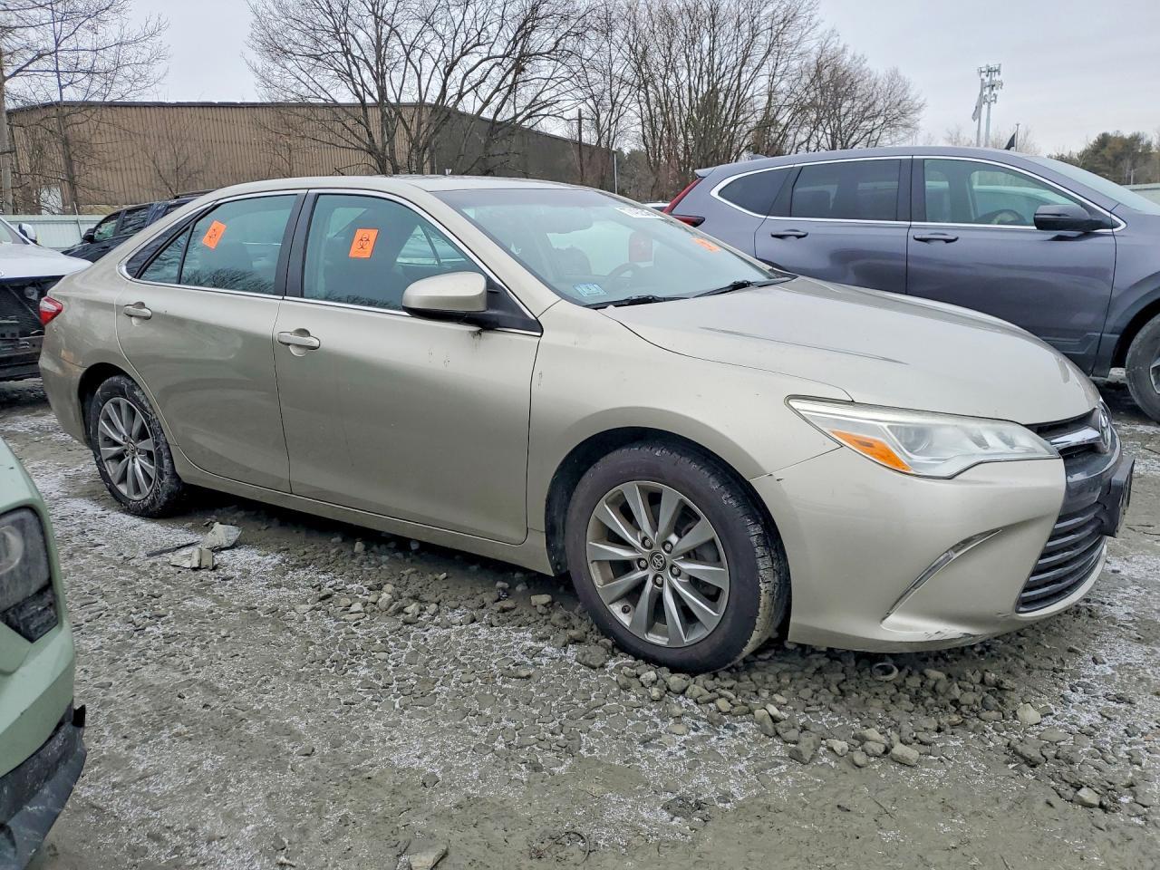 2015 Toyota Camry - Фото 4