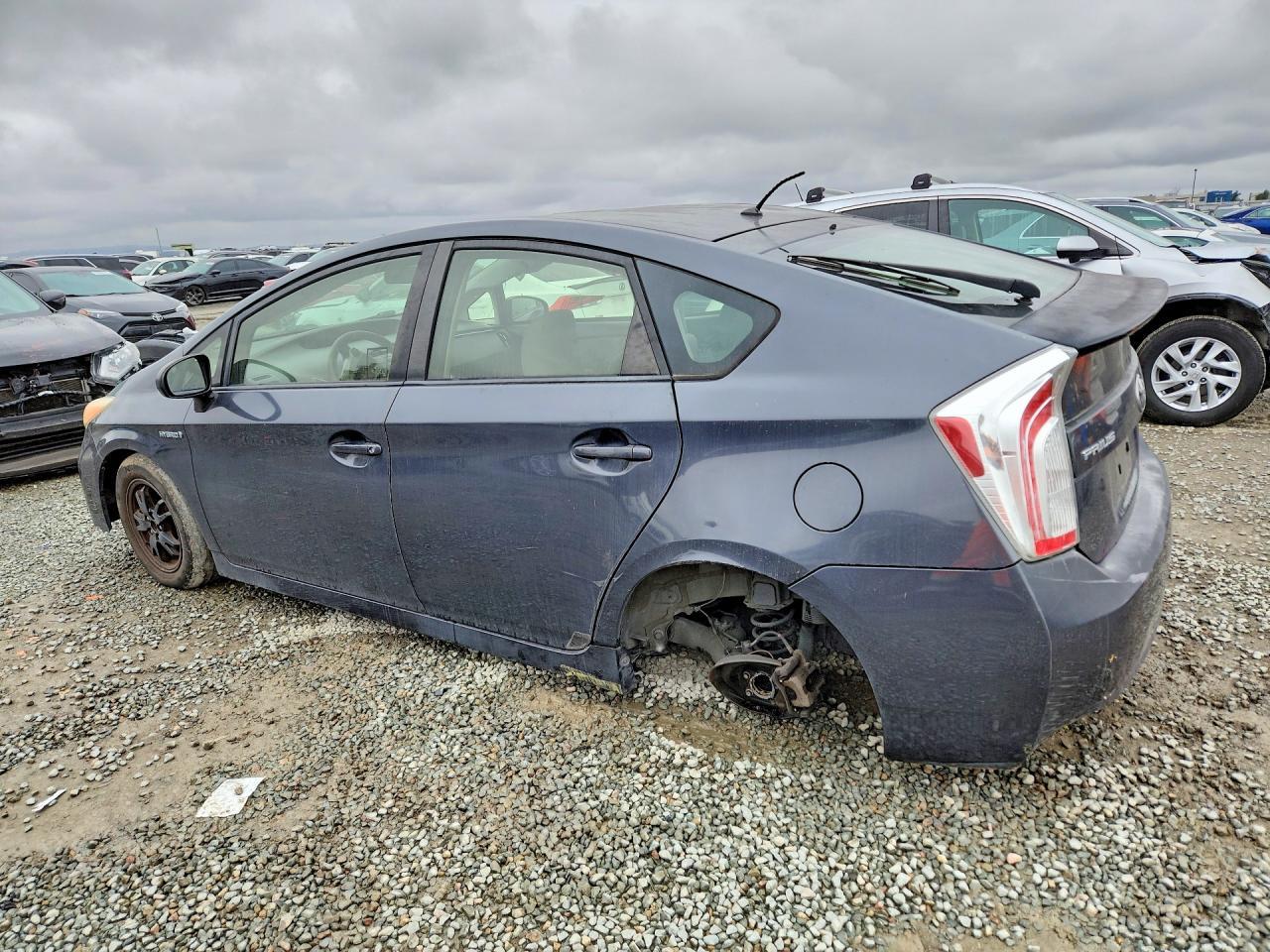 2013 Toyota Prius - Фото 2