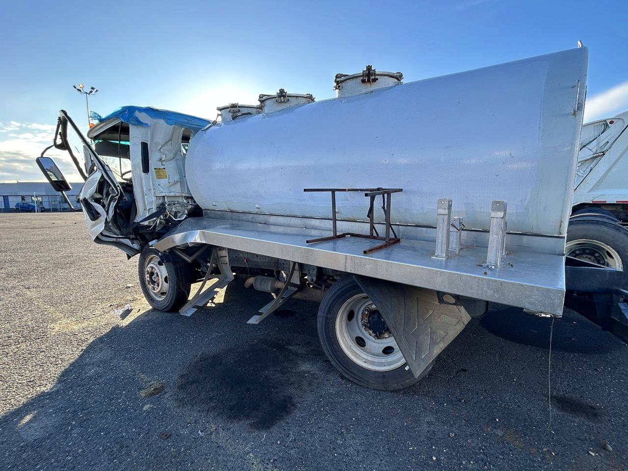 2015 Isuzu Npr Hd - Фото 2