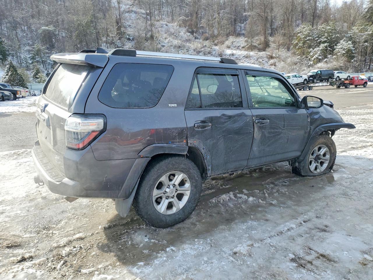 2019 Toyota 4Runner Sr5 Premium - Image 3