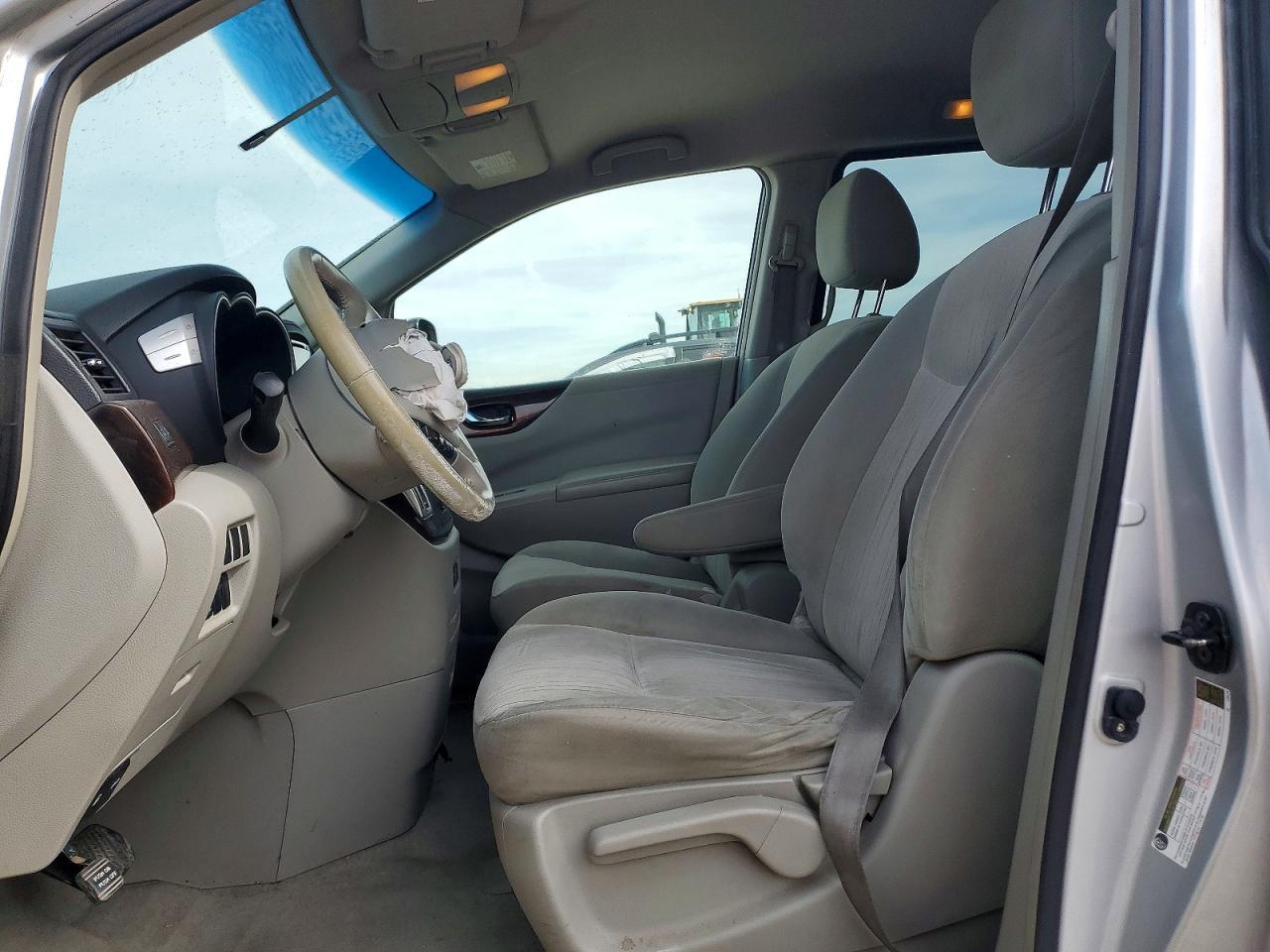 2013 Nissan Quest S - Image 7