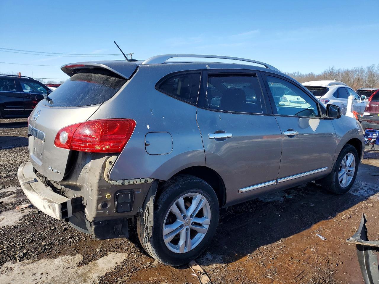2013 Nissan Rogue S - Фото 3