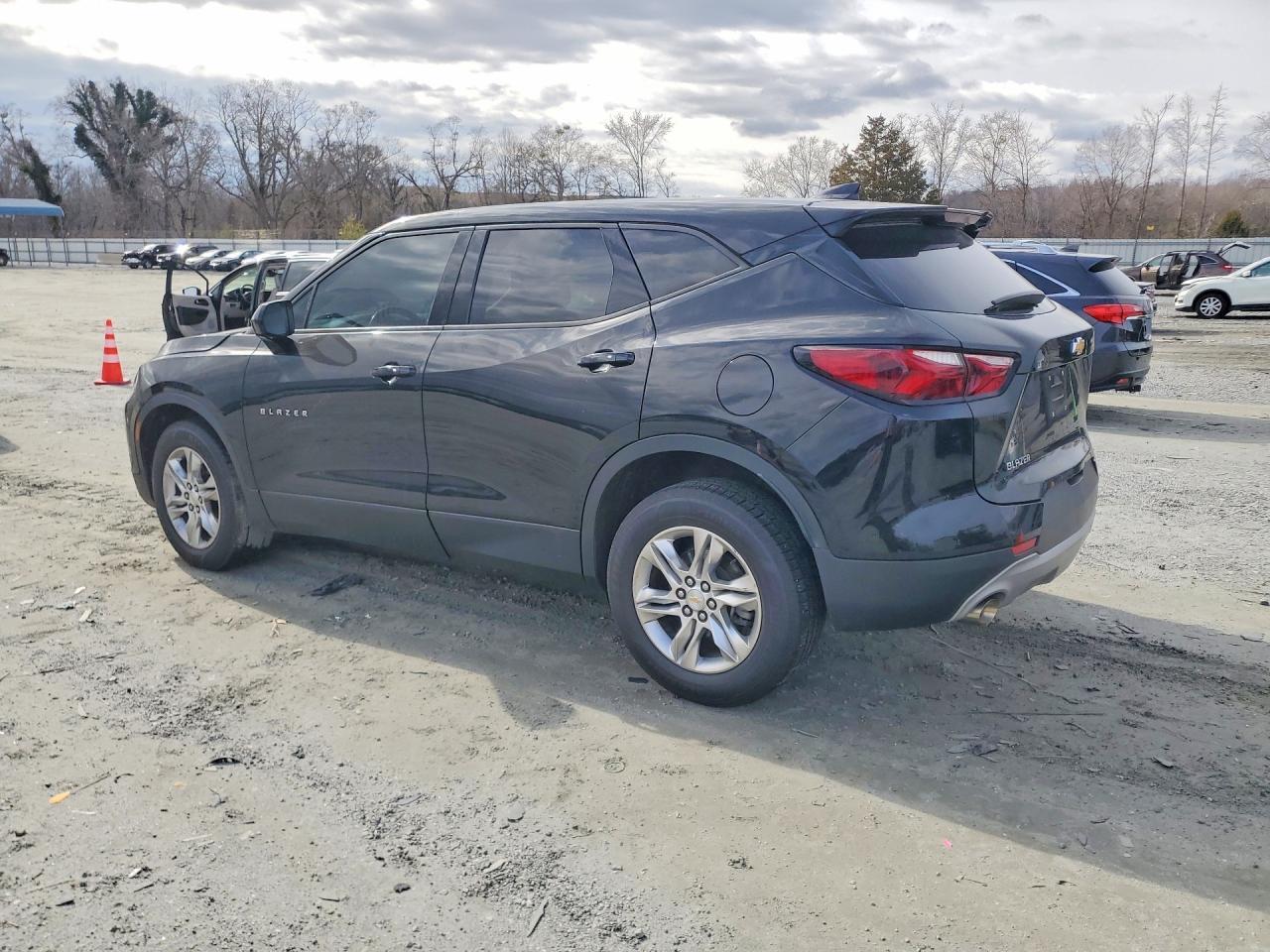 2020 Chevrolet Blazer 2Lt - Image 2