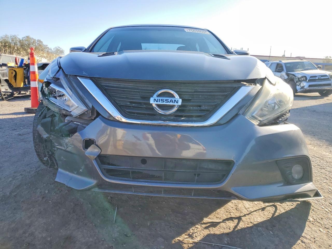2017 Nissan Altima 2.5 - Фото 5