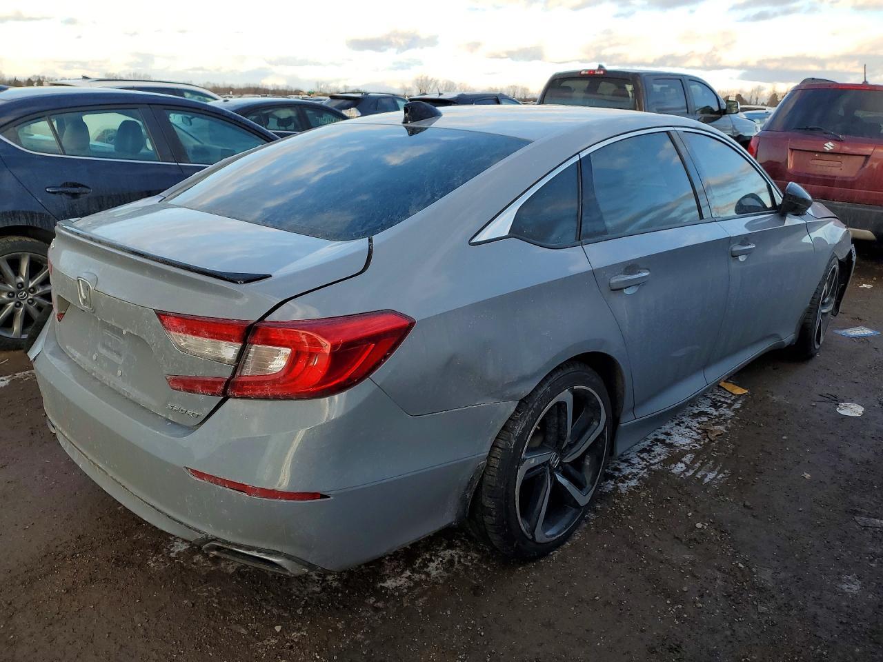 2022 Honda Accord Sport - Фото 3
