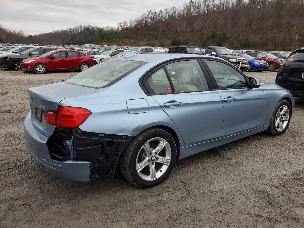 2014 BMW 328 Xi - Фото 3