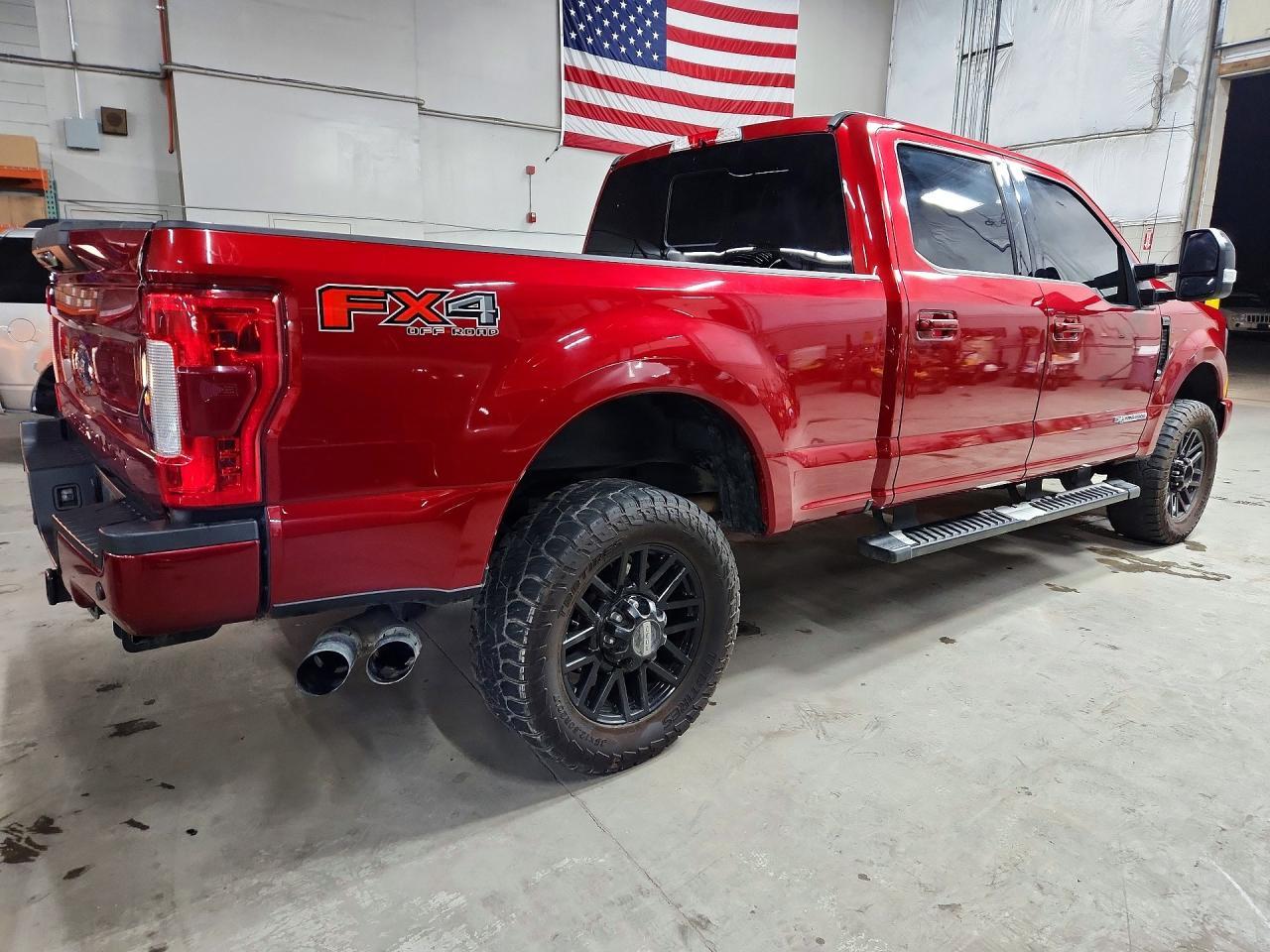 2019 Ford F250 Super Duty - Фото 3