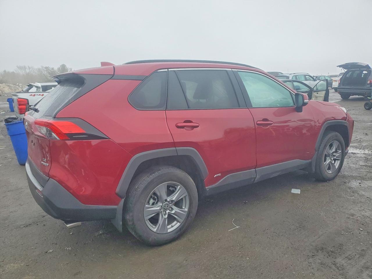 2024 Toyota Rav4 Le - Фото 3