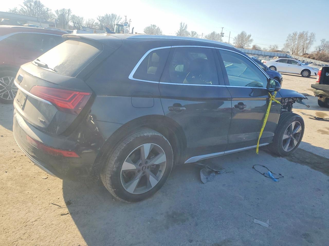 2022 Audi Q5 Premium 40 - Фото 3
