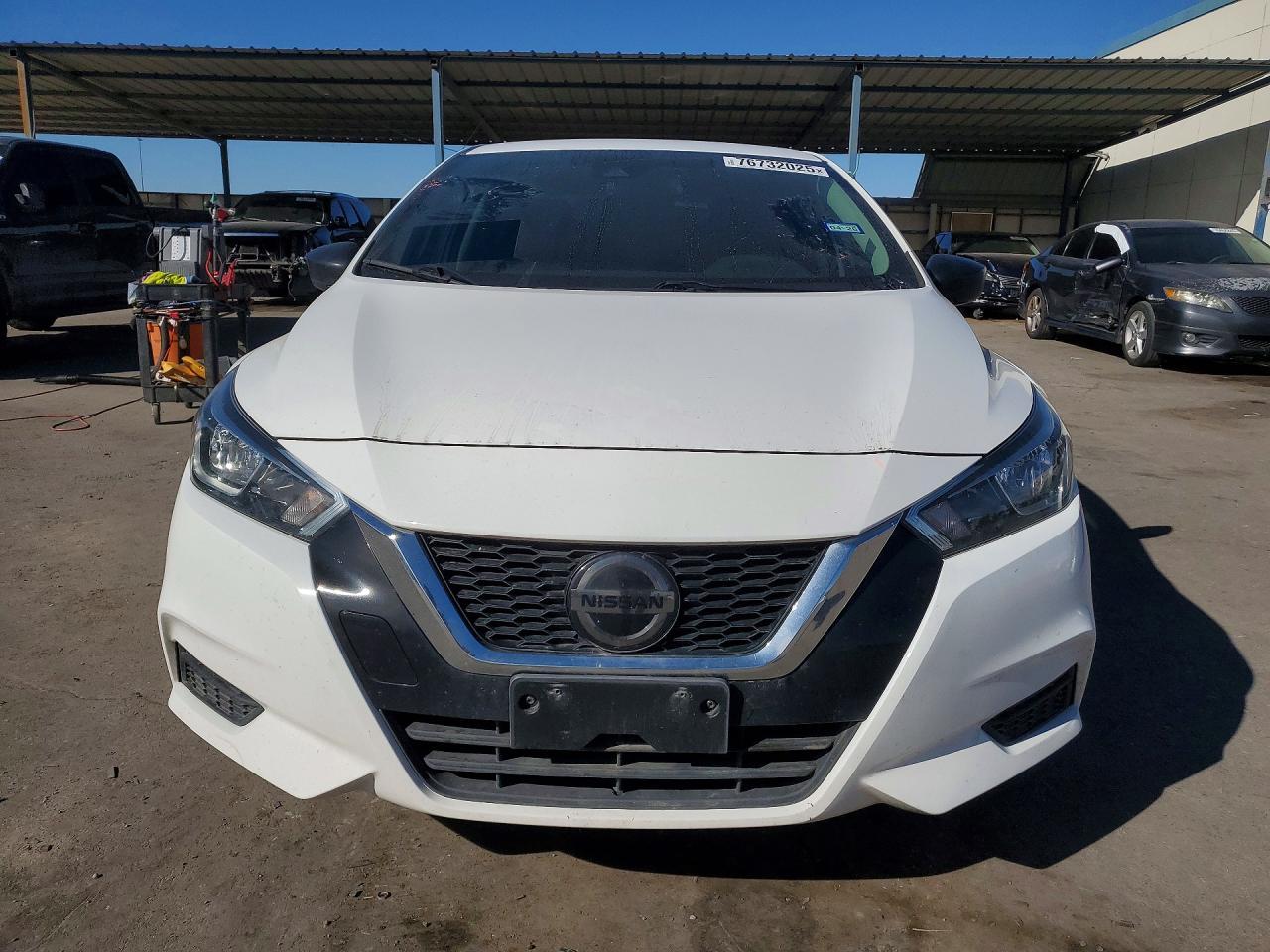 2021 Nissan Versa S - Фото 5