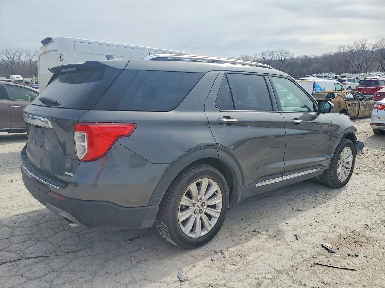 2020 Ford Explorer Limited - Фото 3