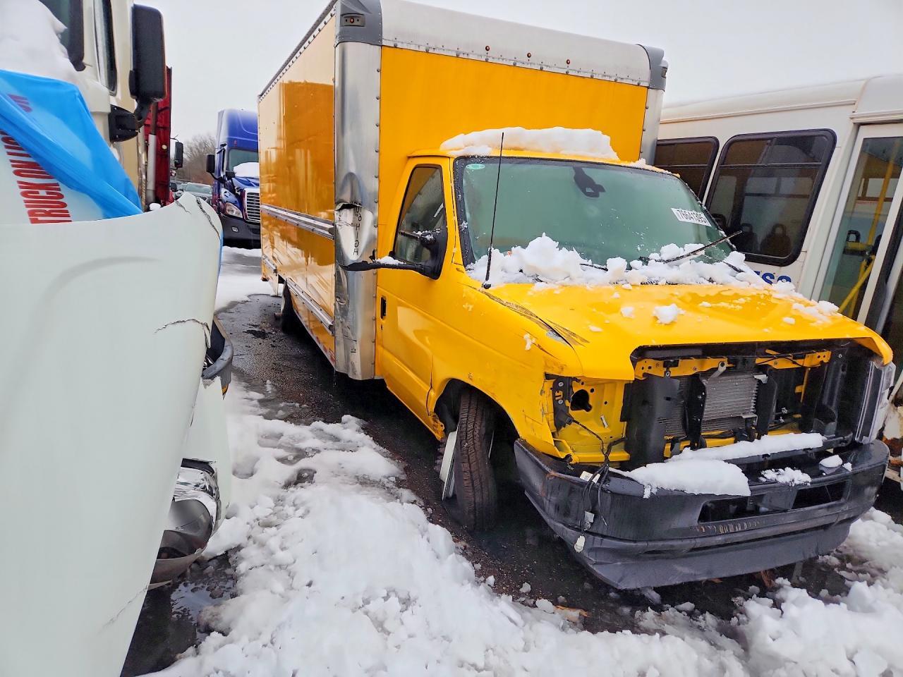 2024 Ford Econoline E-350 Box Truck ** Prior Fleet ** - Фото 4