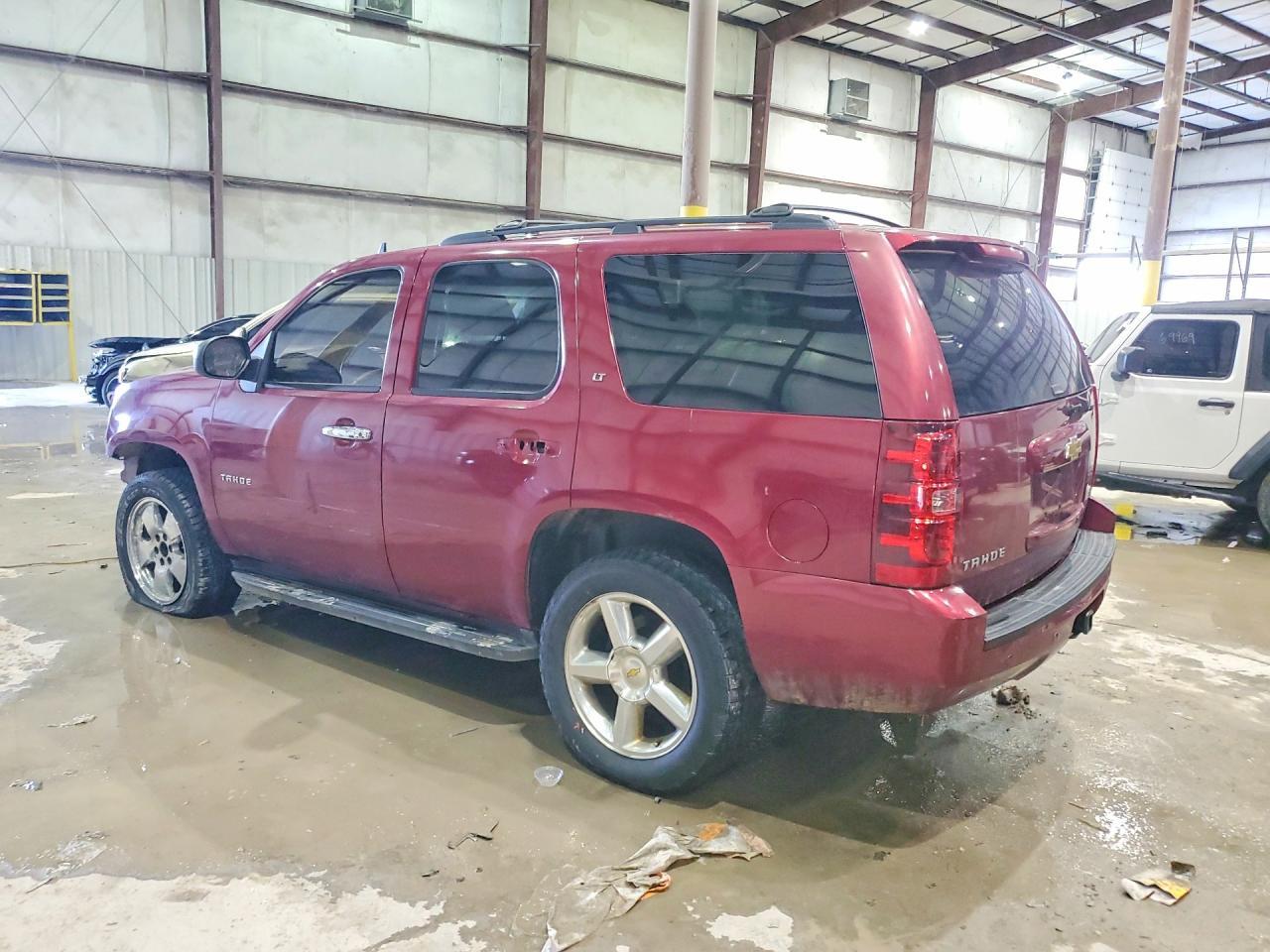 2010 Chevrolet Tahoe K1500 Lt - Image 2