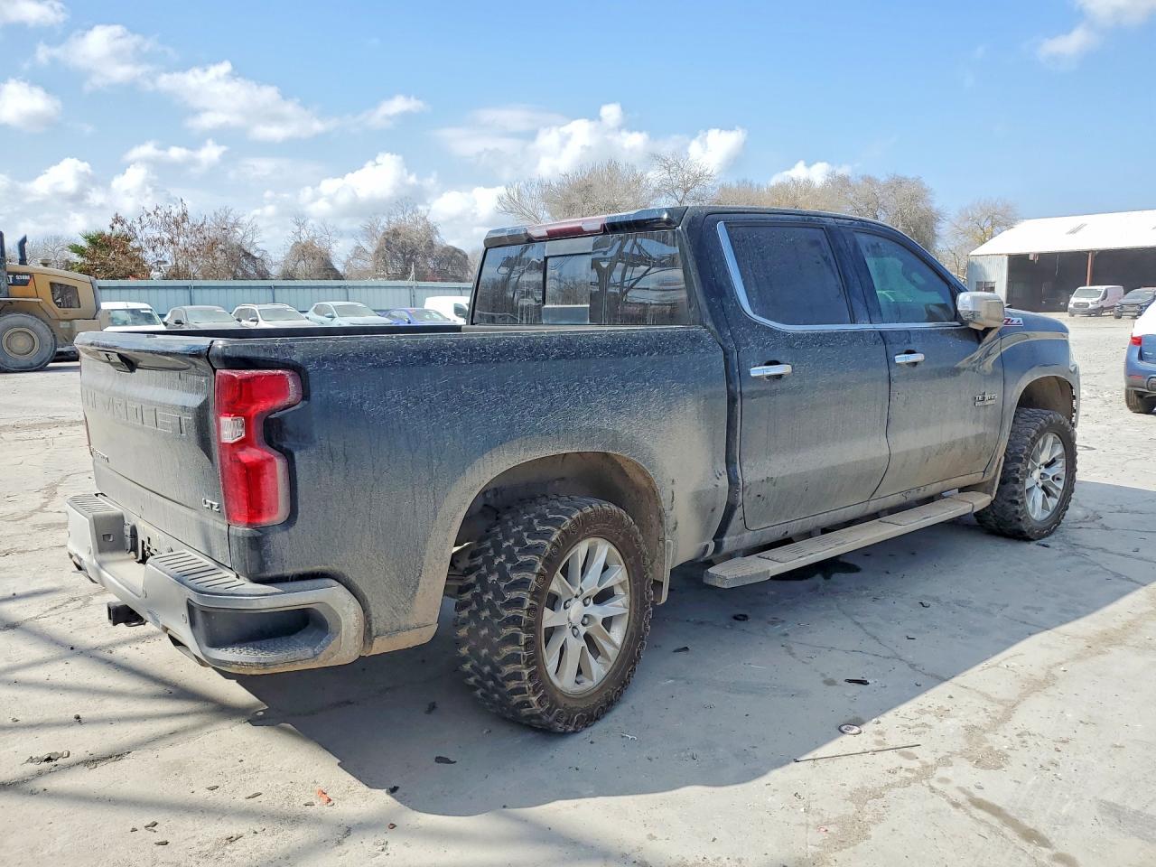 2019 Chevrolet Silverado K1500 Ltz - Image 3