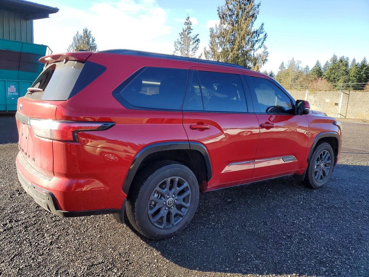 2023 Toyota Sequoia Platinum - Фото 3