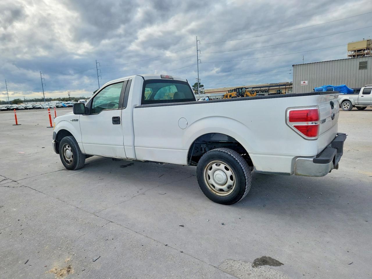 2010 Ford F150 - Image 2