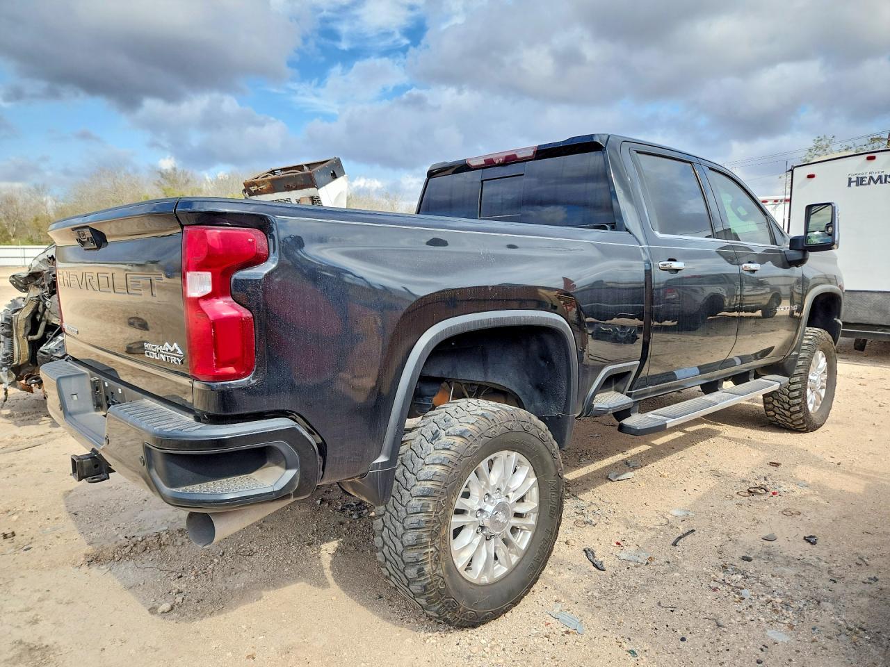 2020 Chevrolet Silverado K2500 High Country - Фото 3