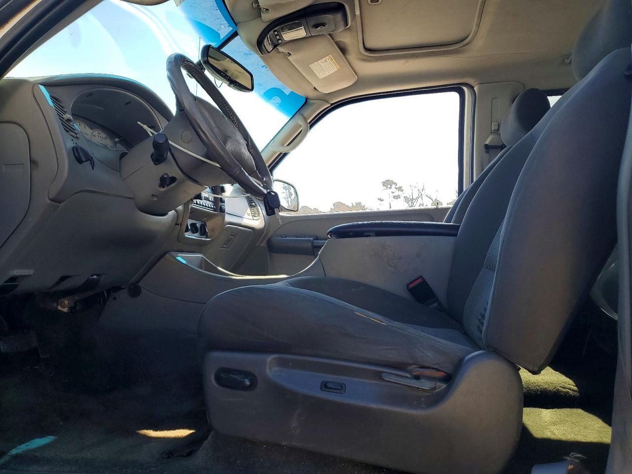 2003 Ford Explorer Sport - Image 7