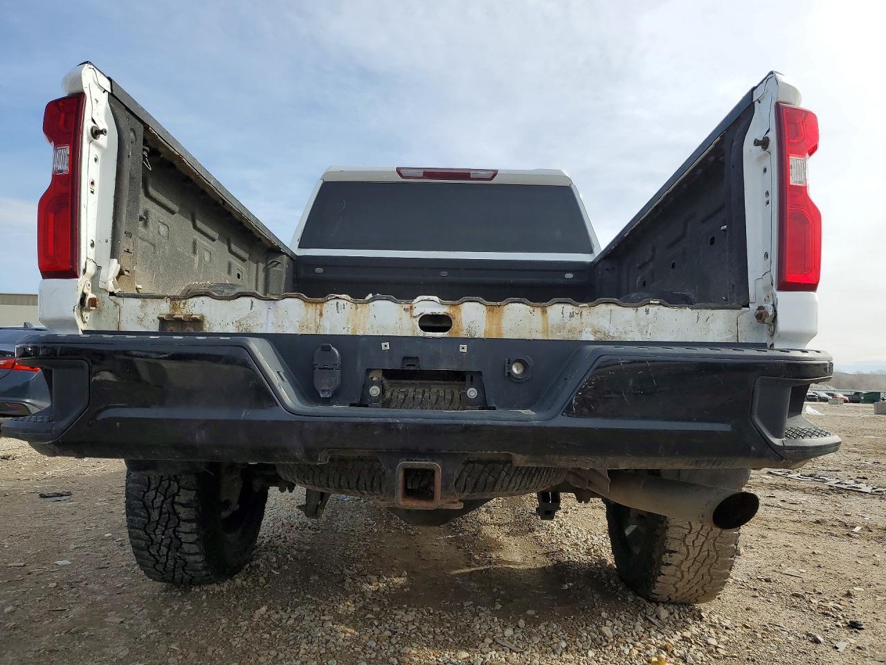 2020 Chevrolet Silverado K2500 Custom - Image 6
