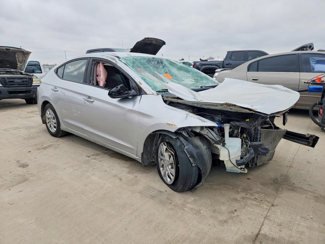 2018 Hyundai Elantra Se - Фото 4