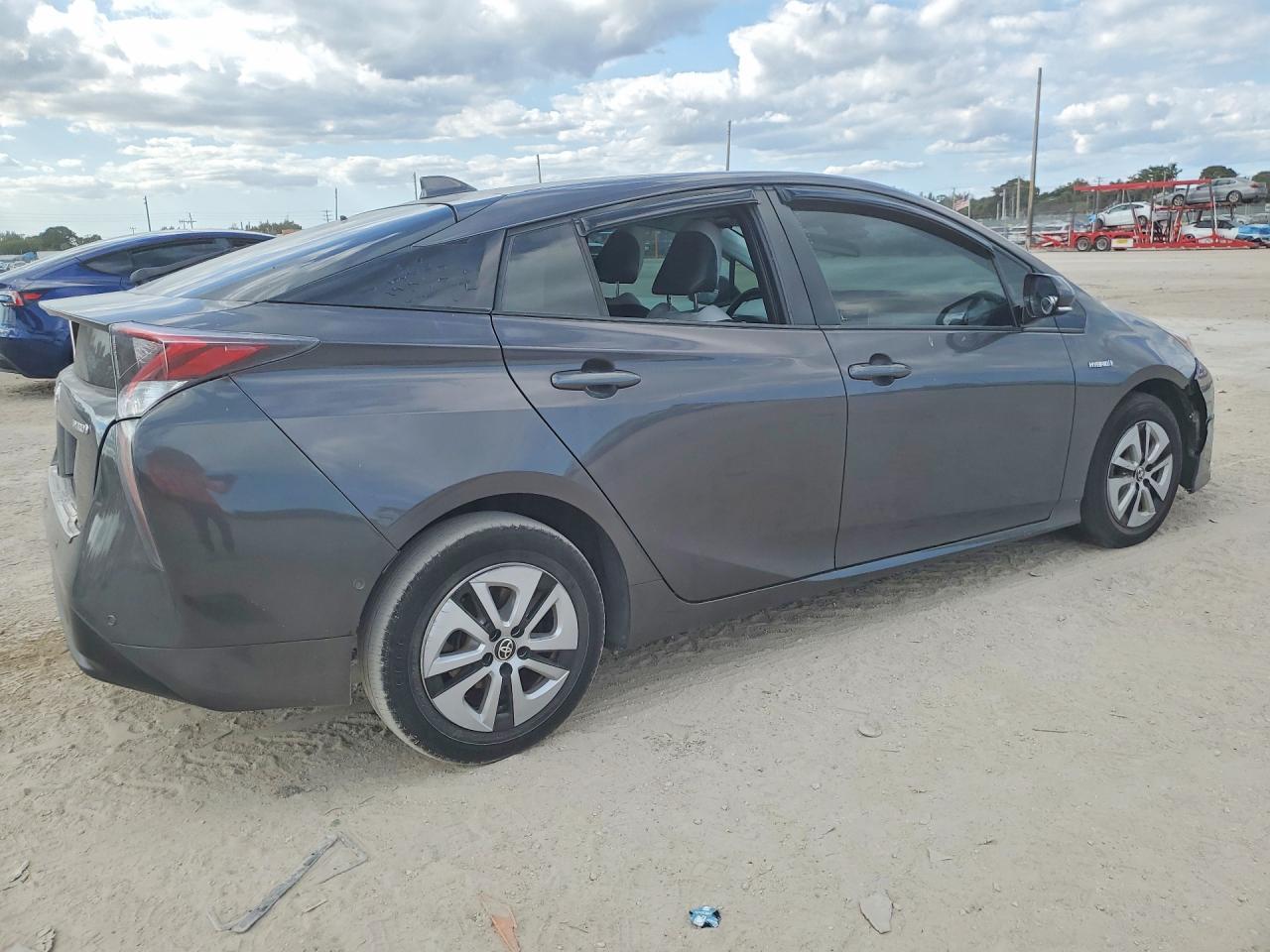 2016 Toyota Prius Four - Фото 3