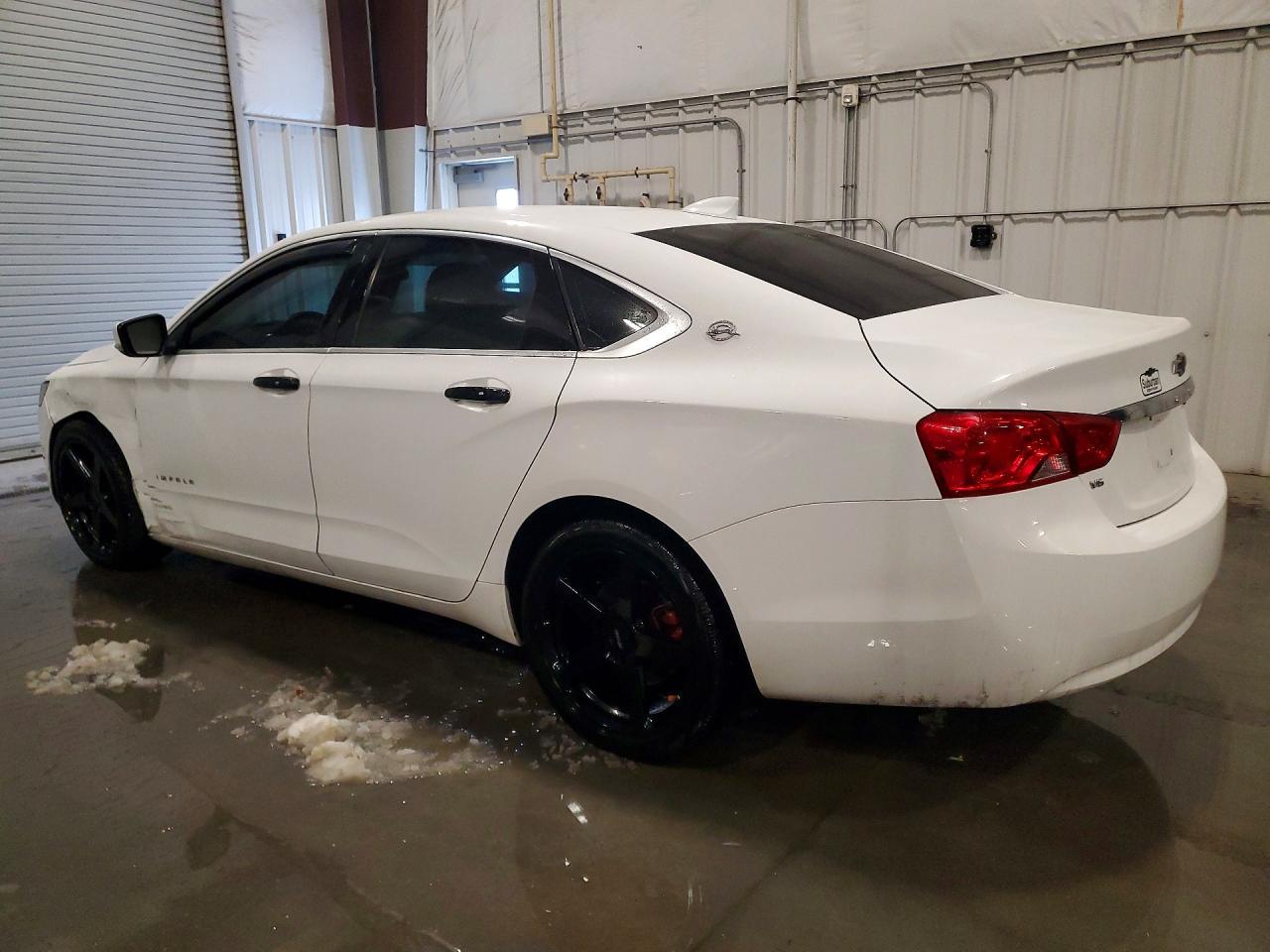 2018 Chevrolet Impala Lt - Фото 2