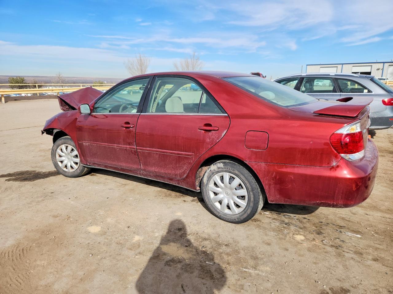 2005 Toyota Camry Le - Фото 2