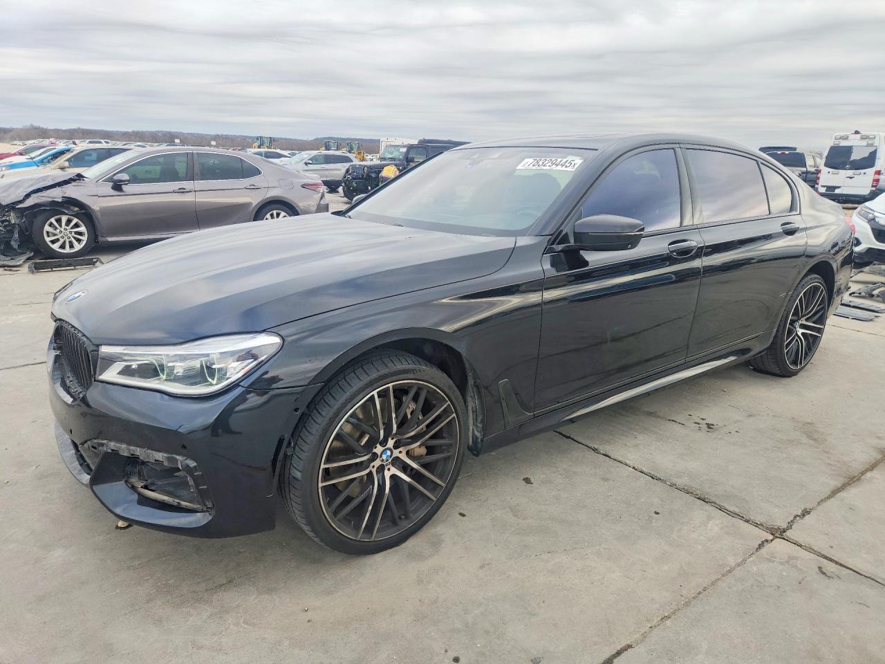 2018 BMW 750 Xi