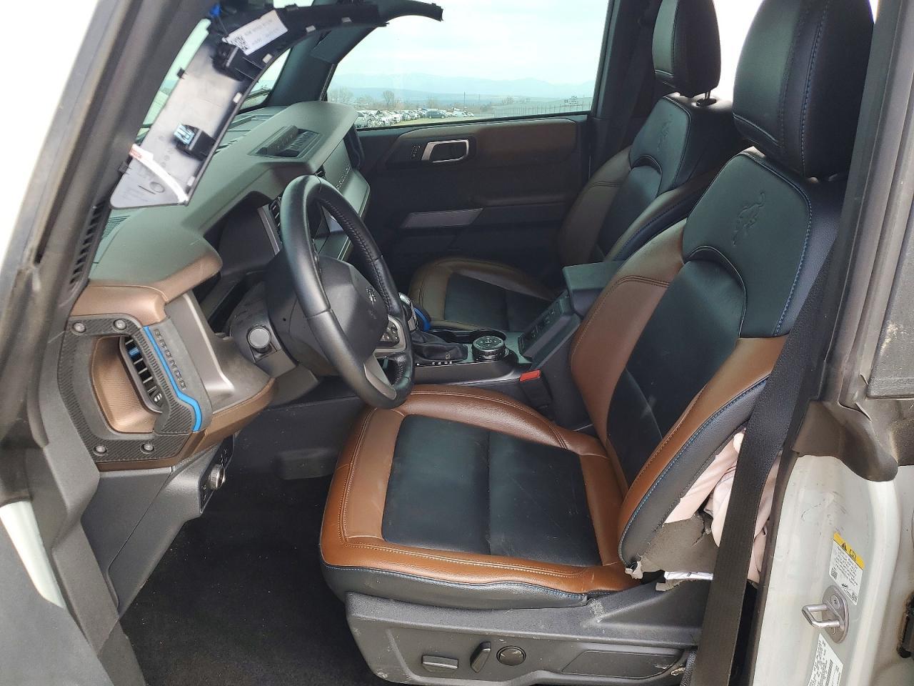 2023 Ford Bronco Base - Фото 7