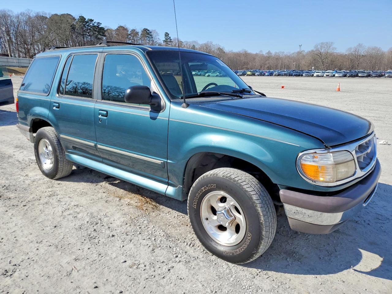 1997 Ford Explorer - Image 4