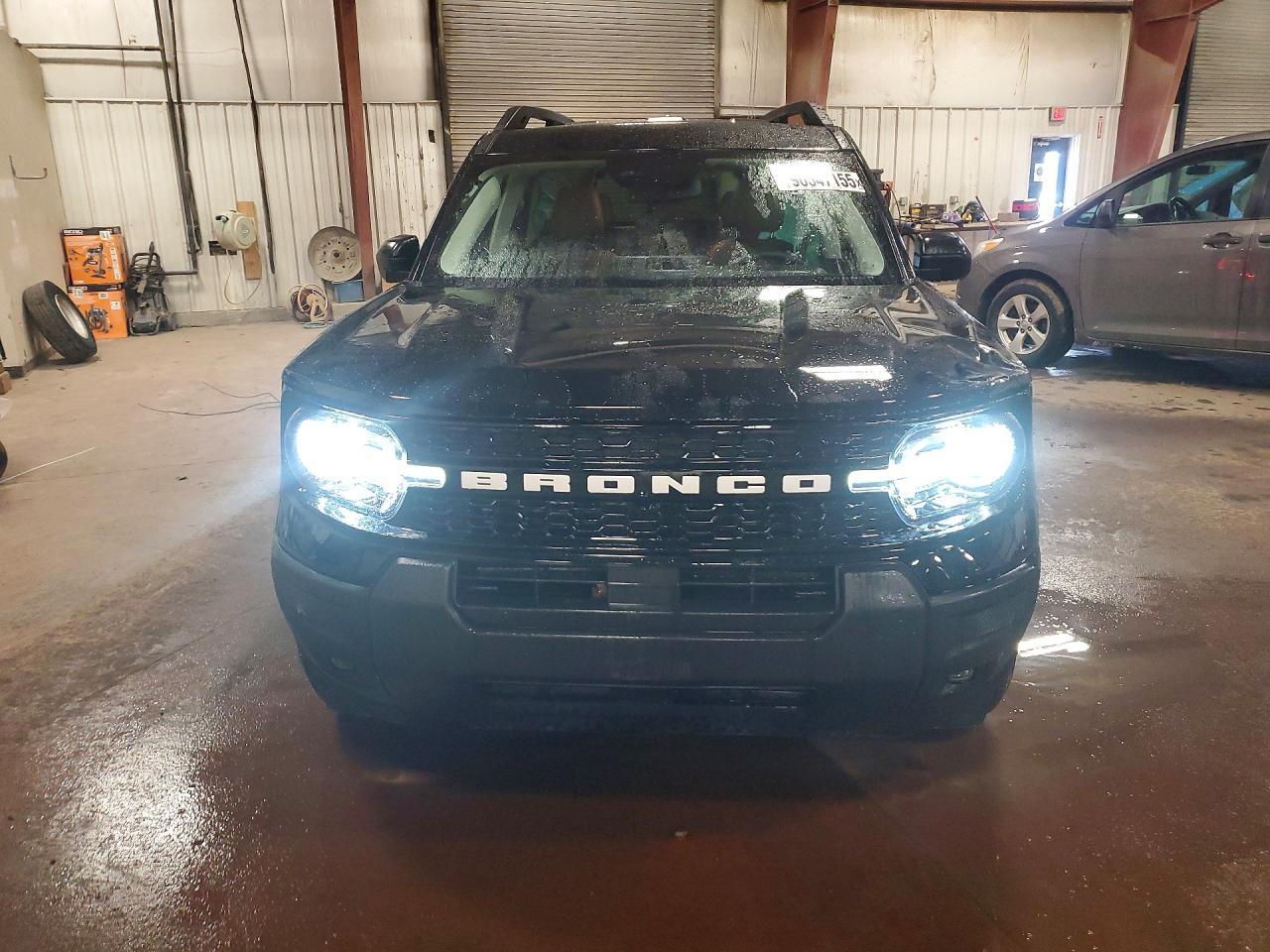 2025 Ford Bronco Sport Outer Banks - Фото 5