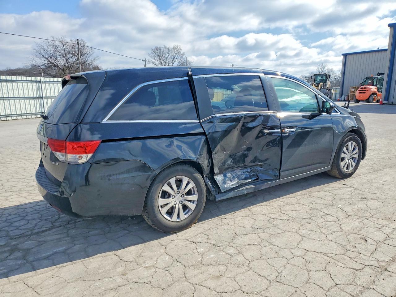 2015 Honda Odyssey Ex - Фото 3