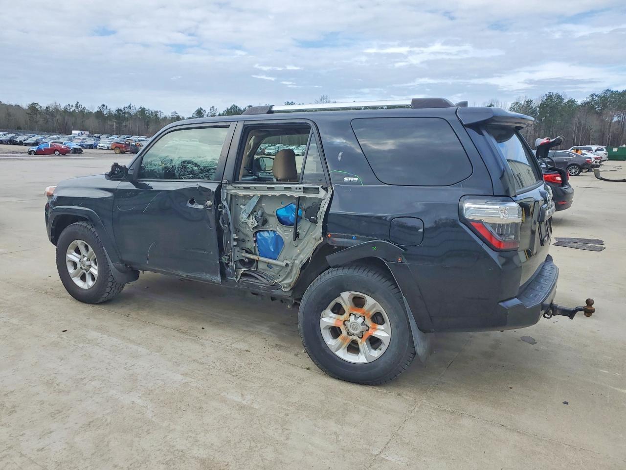 2021 Toyota 4Runner Sr5 - Фото 2