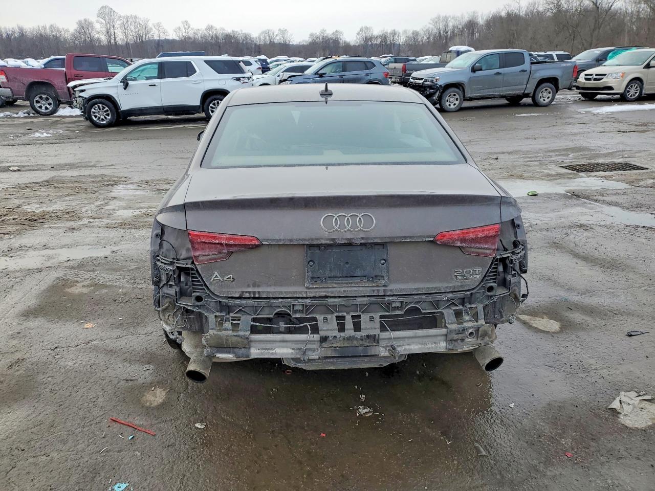2017 Audi A4 Premium - Фото 6