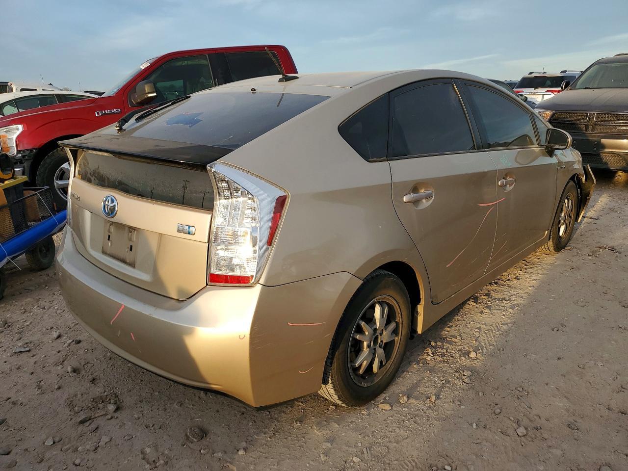 2010 Toyota Prius - Фото 3
