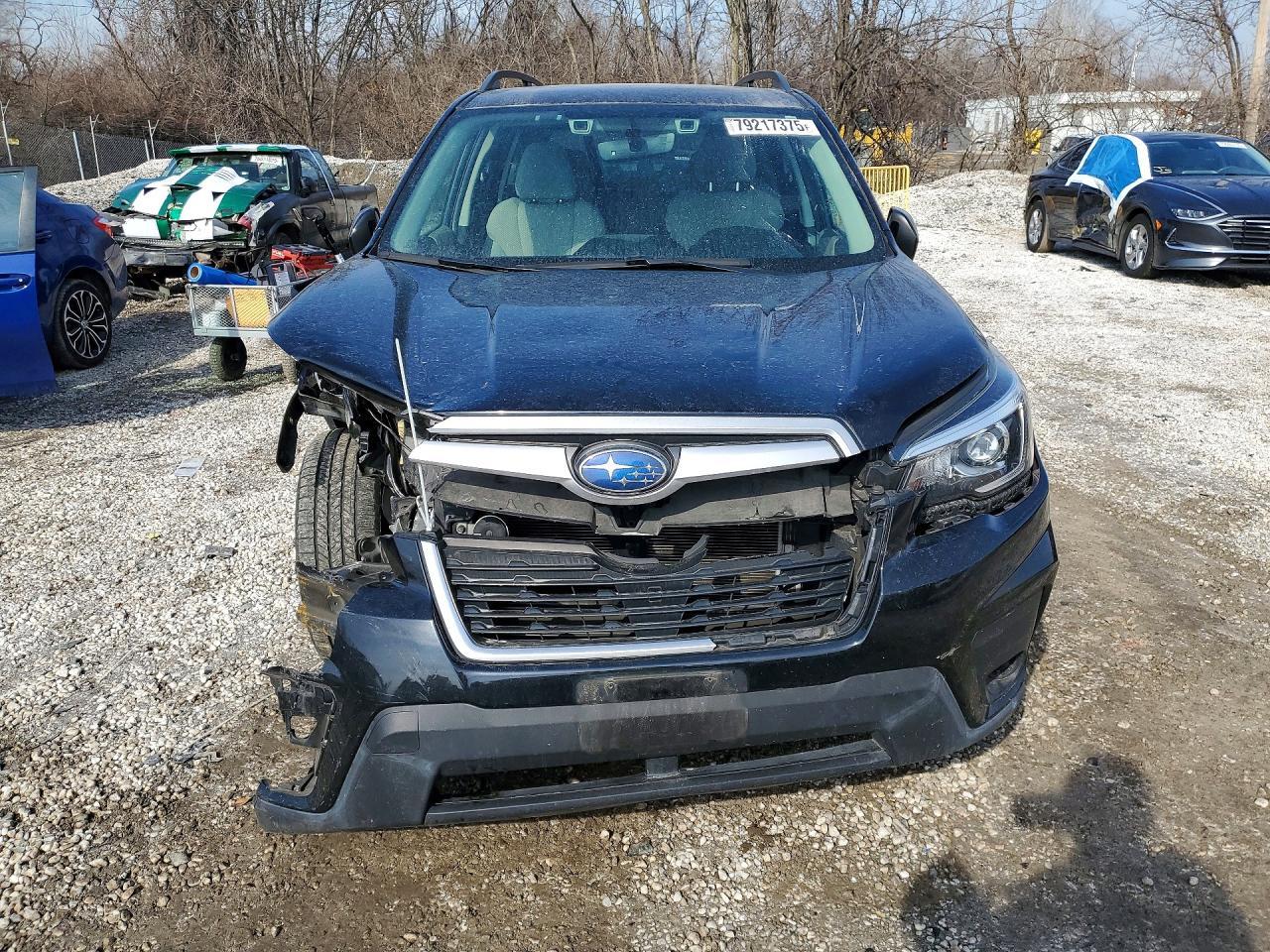 2019 Subaru Forester Premium - Image 5