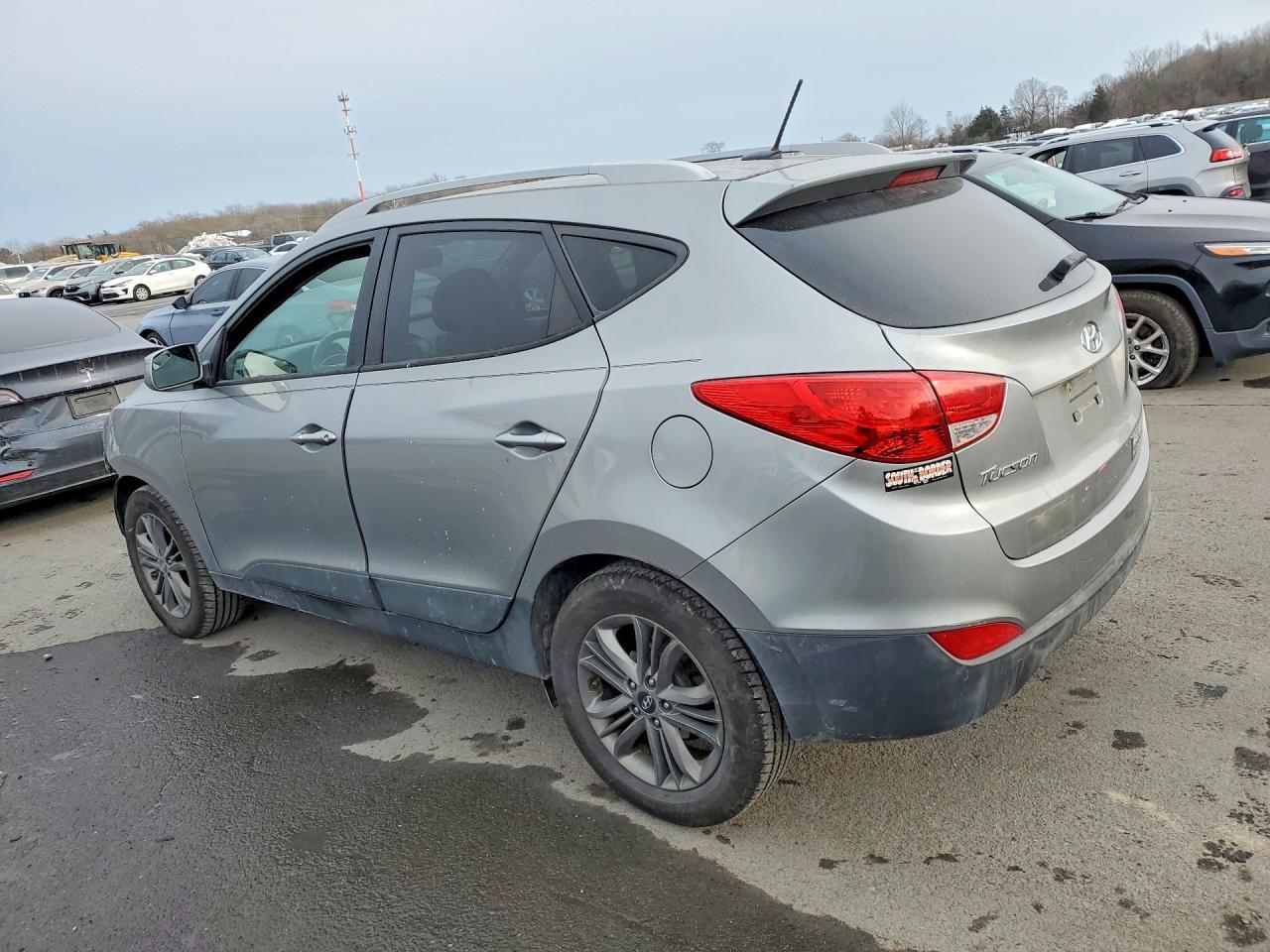 2015 Hyundai Tucson Limited - Фото 2
