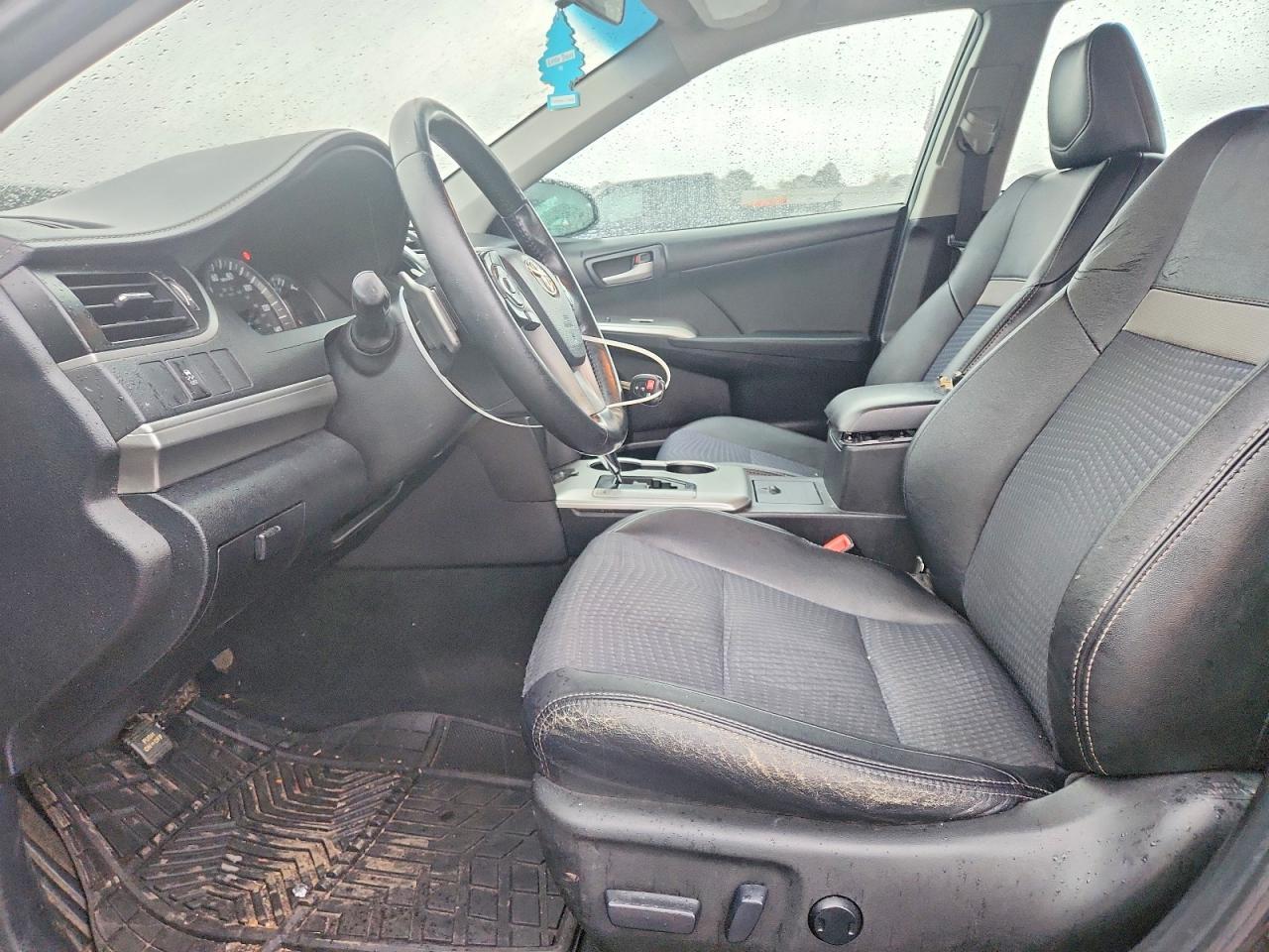 2013 Toyota Camry L - Фото 7