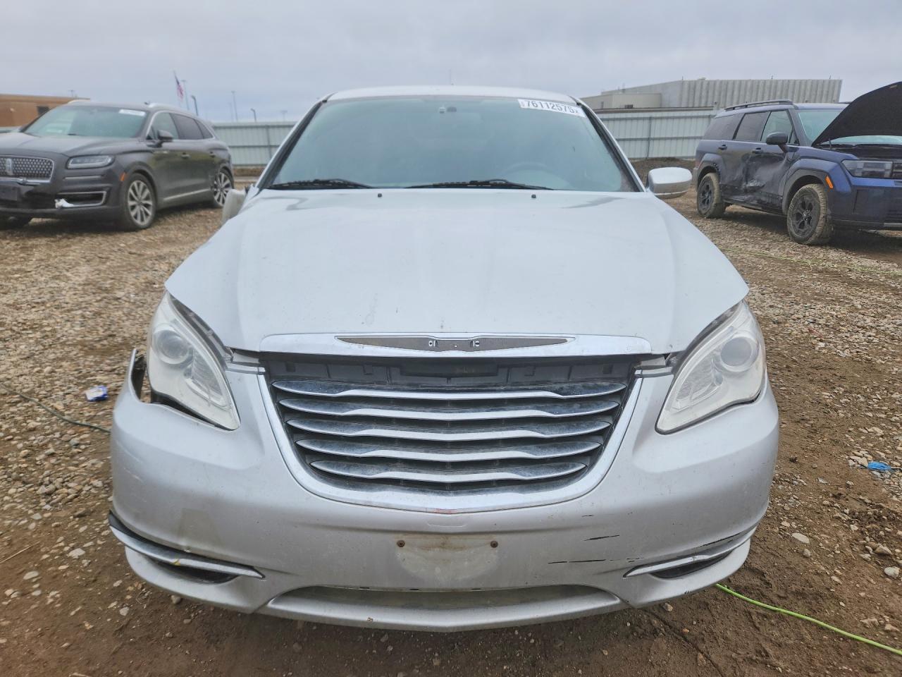 2012 Chrysler 200 Lx - Фото 5