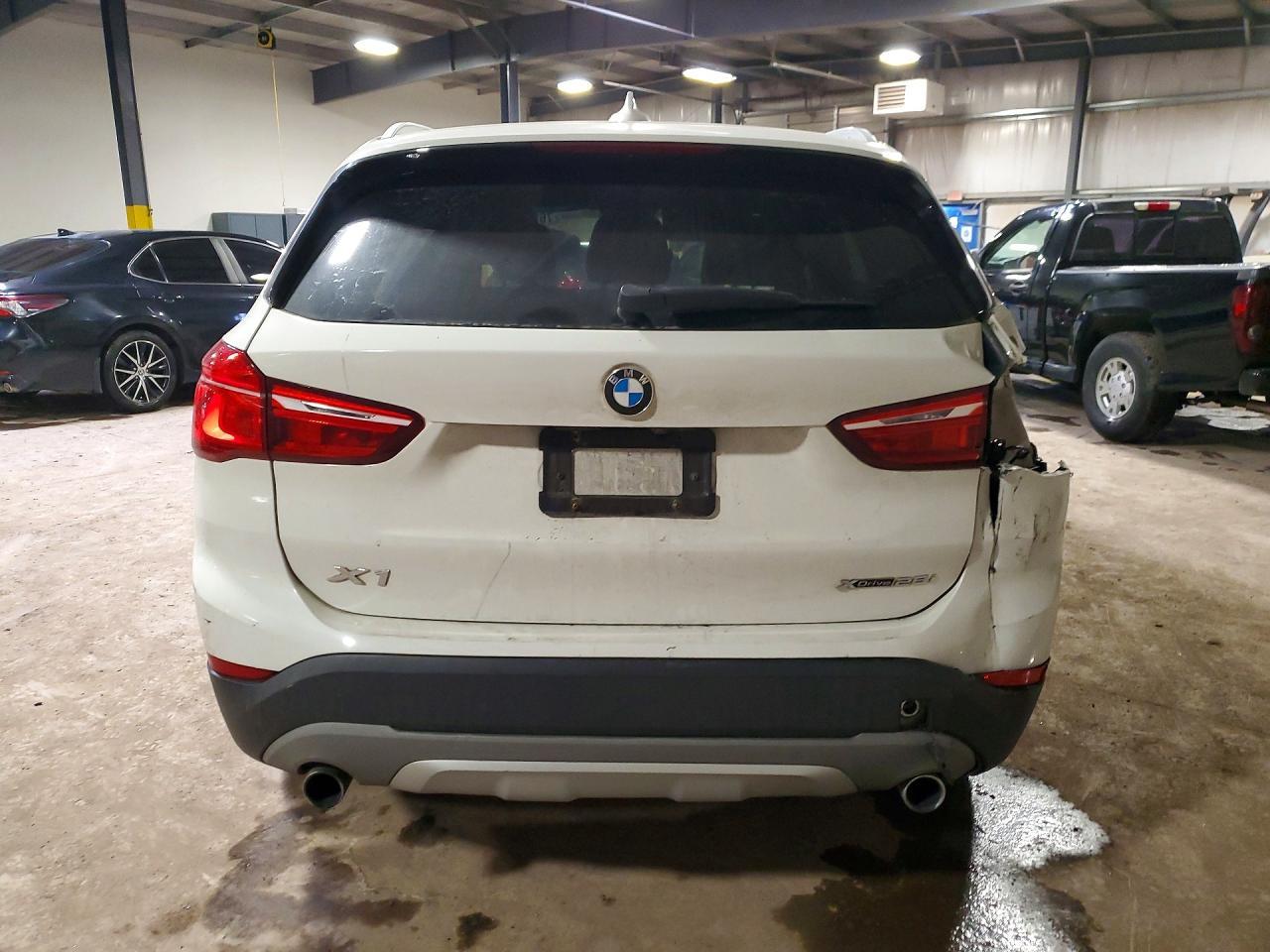 2018 BMW X1 xDrive28I - Image 6