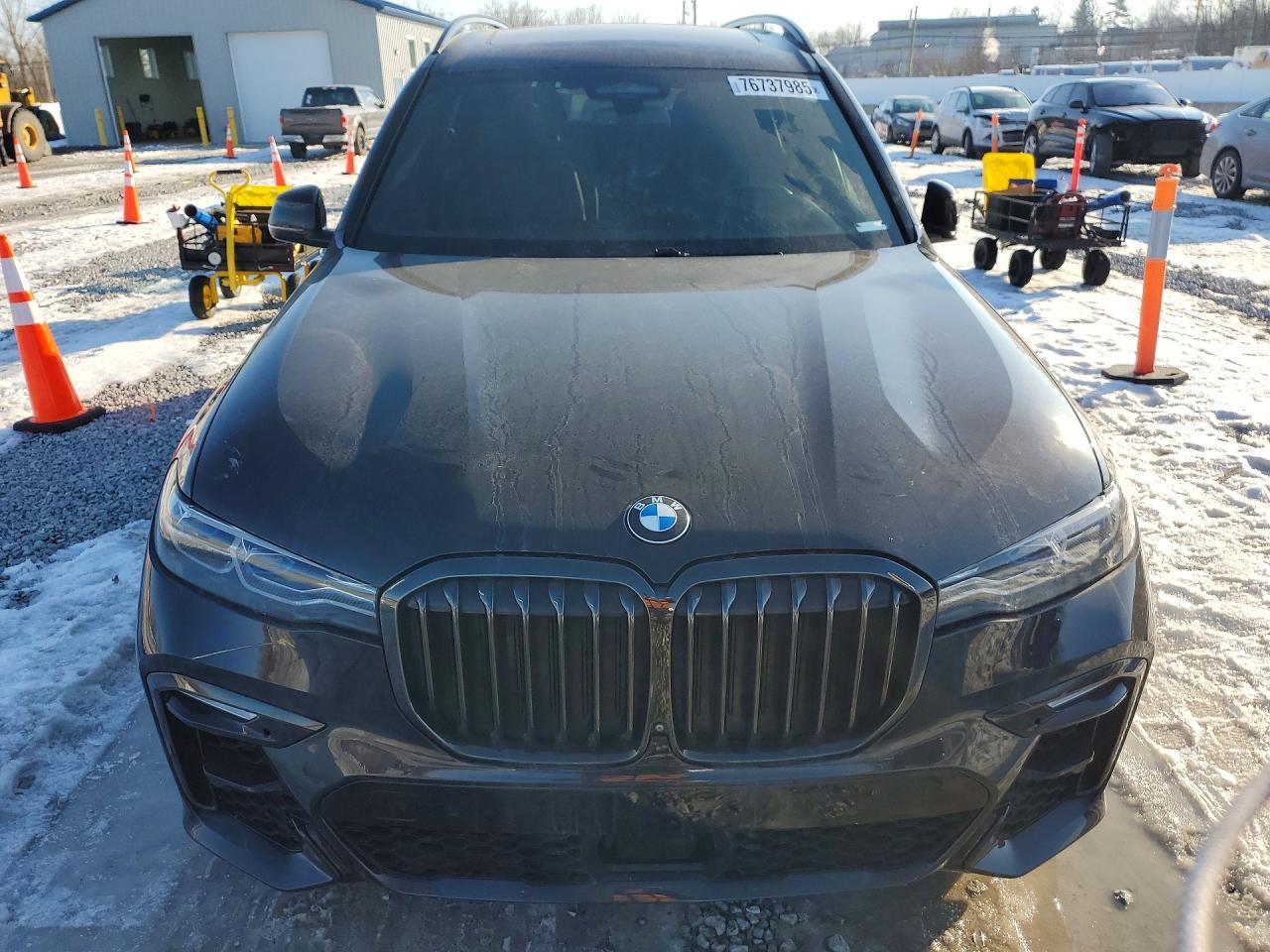 2021 BMW X7 M50I - Фото 5