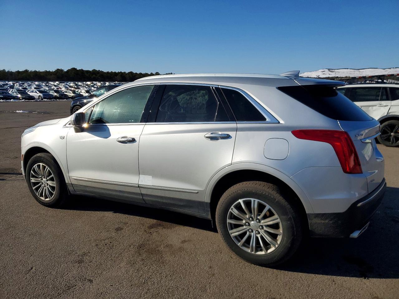 2019 Cadillac Xt5 Luxury - Фото 2